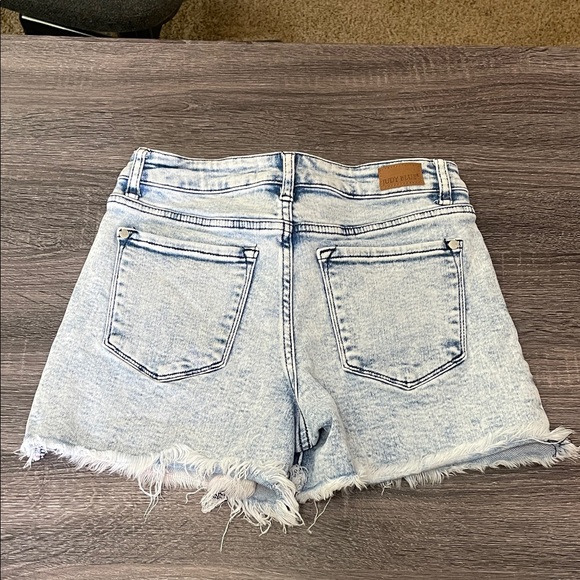 Judy Blue Red and White Star Stripe Jean Shorts - Picture 3 of 4